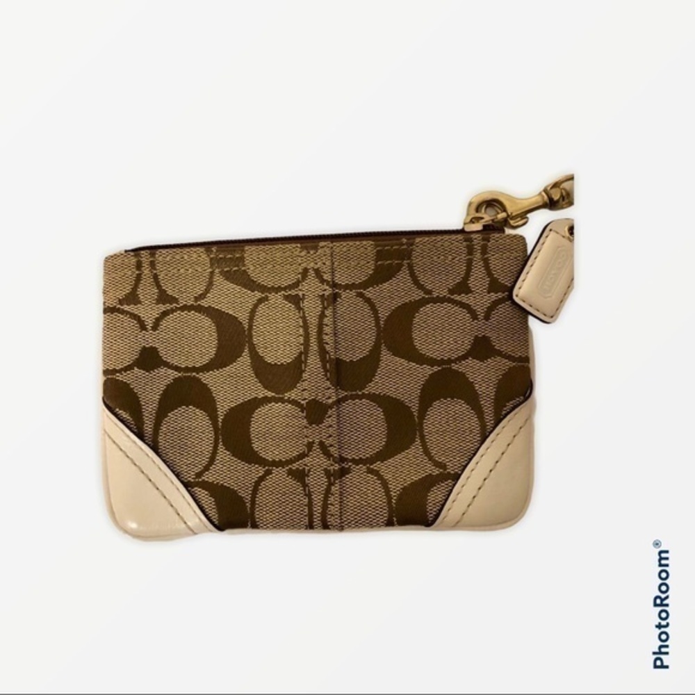 COACH signature c brown white/cream wristlet - Picture 5 of 8